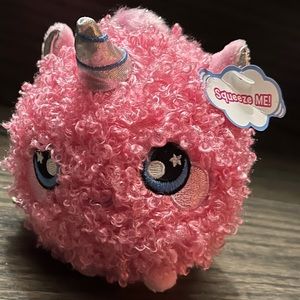 Pink fuzzy unicorn Squeezamals NwT